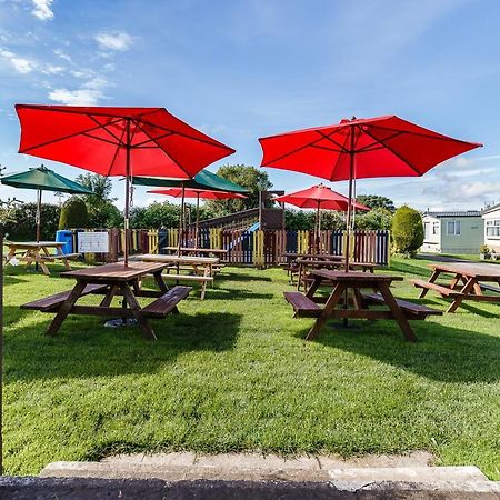 Bucklegrove Holiday Park Бат Екстериор снимка