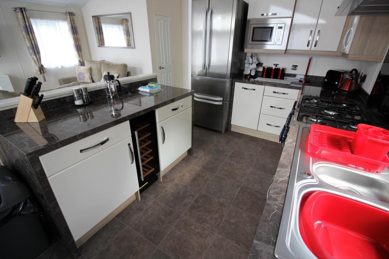 Bucklegrove Holiday Park Бат Екстериор снимка